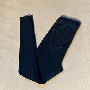 Fashion Nova | Women’s size 1/25 | dark blue jeans